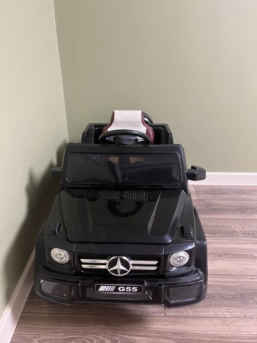 Продам детский автомобиль мерседес