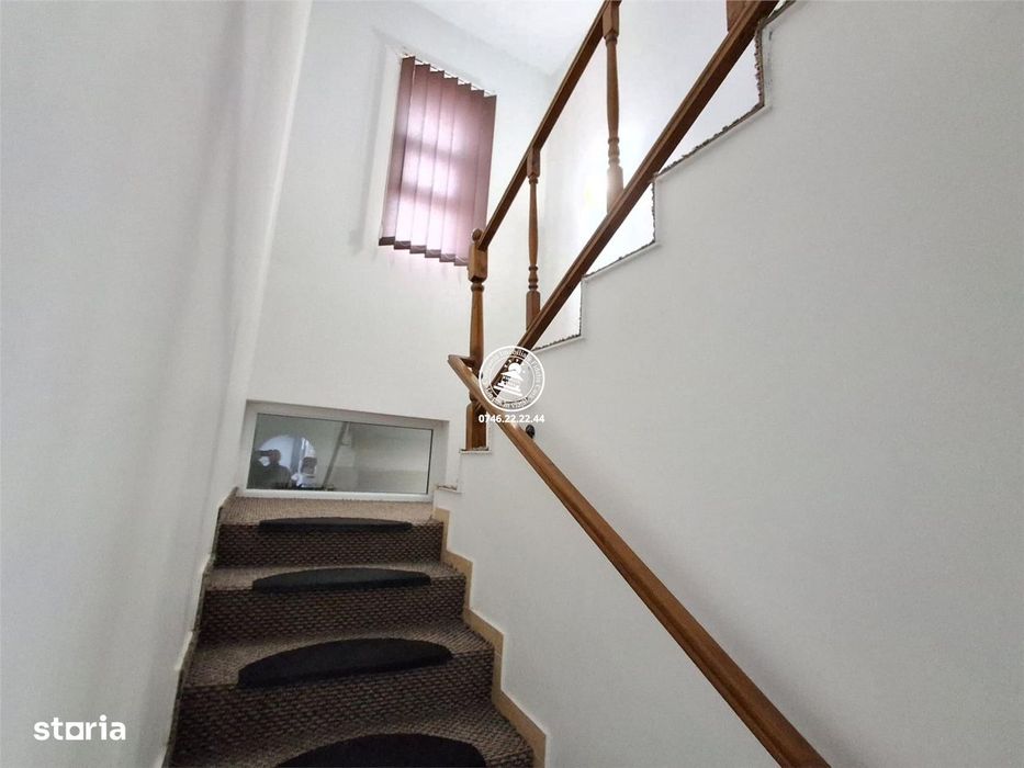 Vila de vanzare centru Valea Lupului