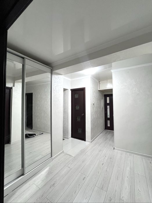 Продам  3-х комнатную квартиру