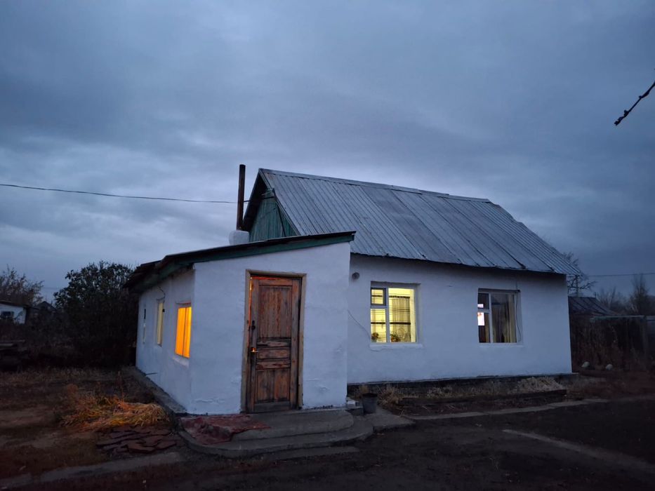 Продаётся уютный 2-комнатный дом!