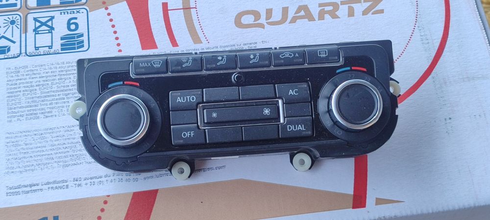 Управление на климатроника vw Golf 6