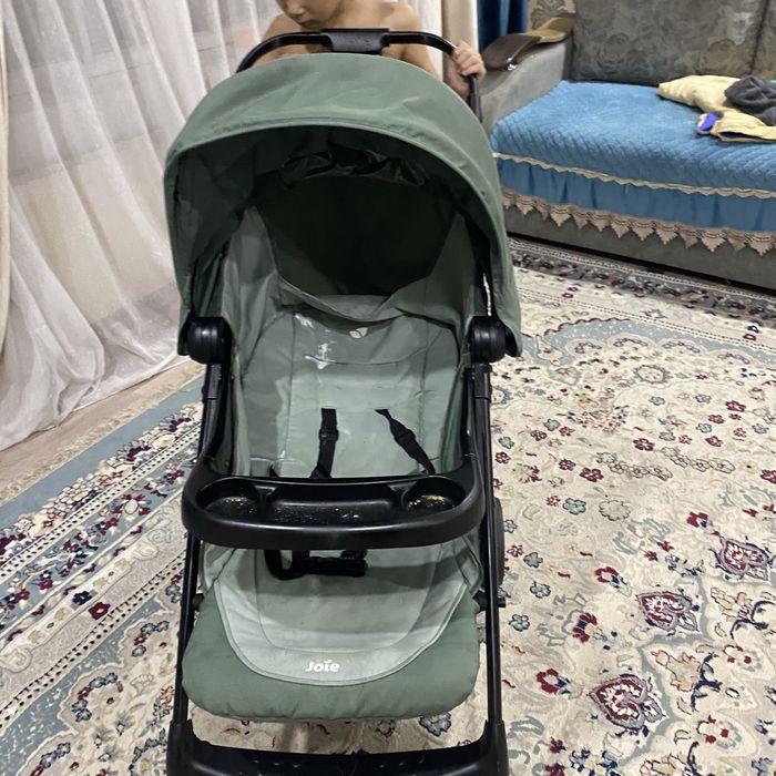 коляска прогулочная