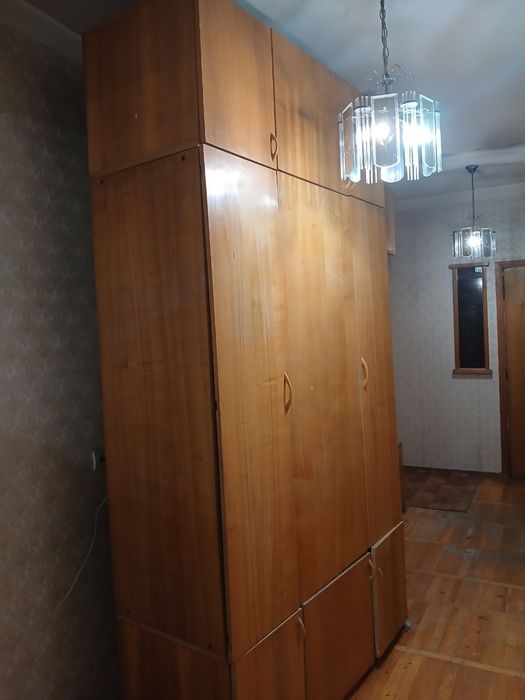 Шкафы для прихожей  с крючками для одежды. И шкаф для одежды 2метра.