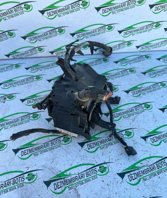 Panou sigurante si relee Nissan Terrano R20