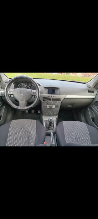 Opel Astra H 1.9 CDTI 2005
