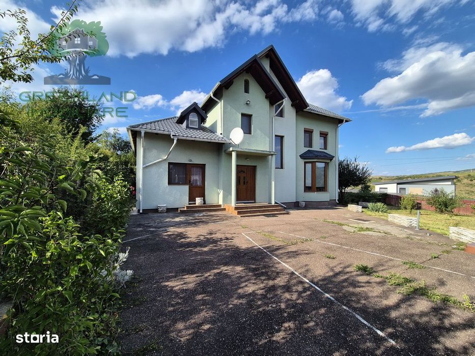 VILA 6 camere, 2 bai, 188mp, TEREN 1100mp, BUCIUM-BARNOVA