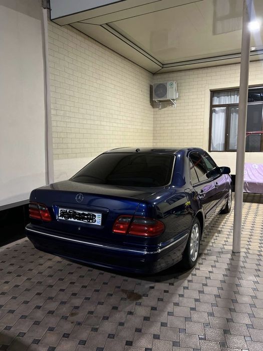 W210 M112 3.2 sotiladi