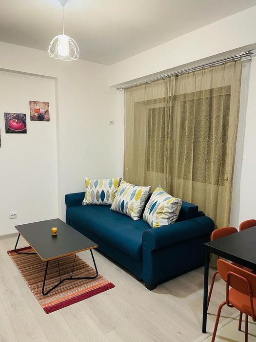 Inchiriez APARTAMENT 2 Camere