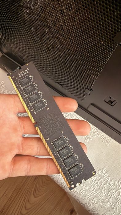 Рам памет 16ГБ DDR4 3200MHz