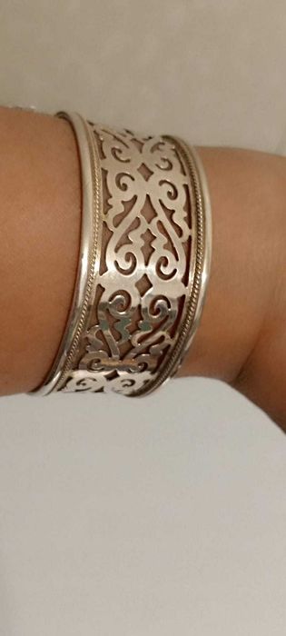 продам женский браслет білезік