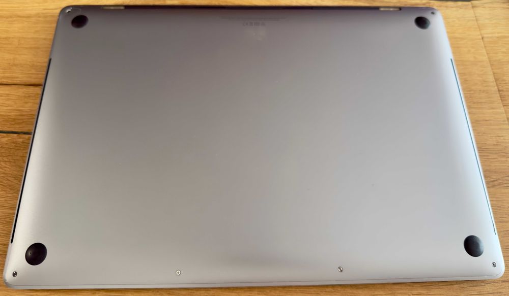 Macbook Pro 16" 2019 i7 16gb ram 512gb ssd