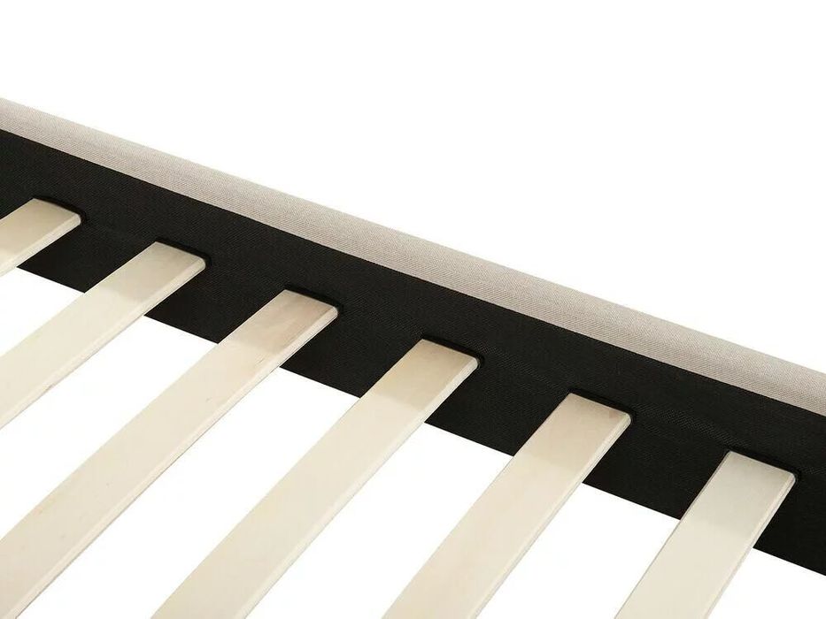 Тапицирано легло