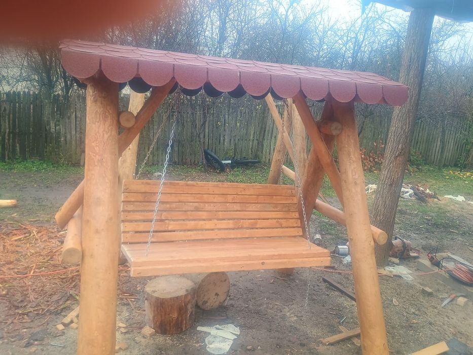 Leagăne rustice din lemn masiv, mese rustice facem și la comandă