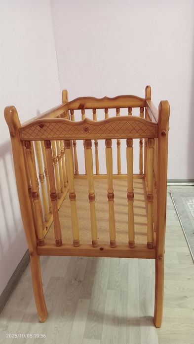 Кроватка детская