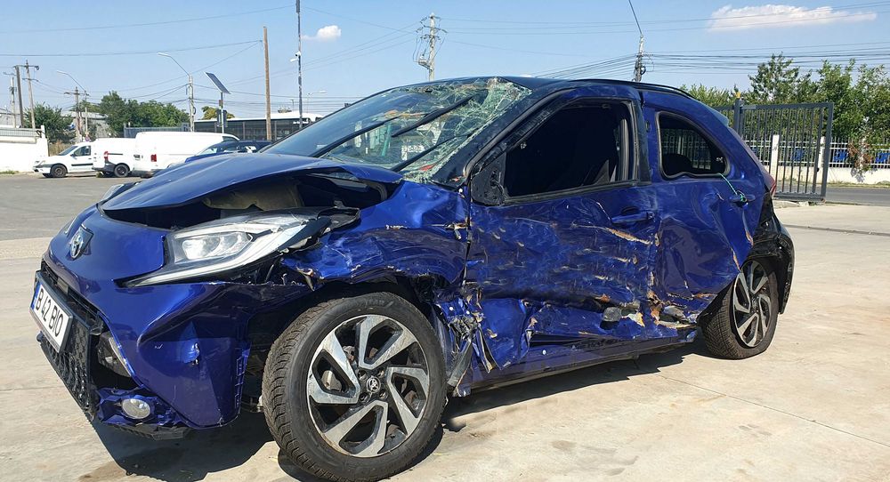 TOYOTA Aygo X 2023 — imagine 3