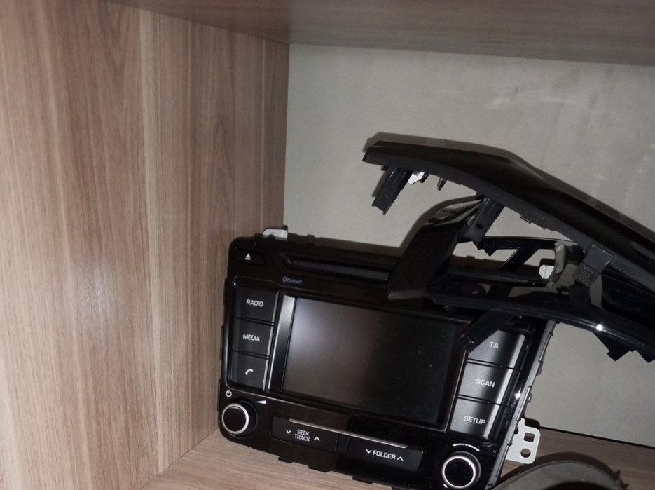 Штатная магнитола creta