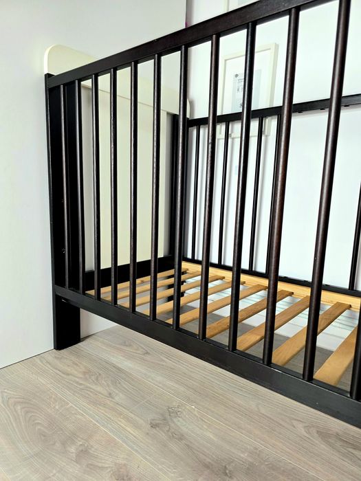 Patut bebelusi 120x60 cm din lemn cu 3 nivele de inaltime si 3 bare detasabile