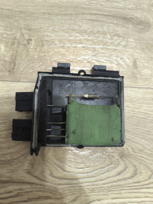 Продам реастат печки Фольксваген, Ауди