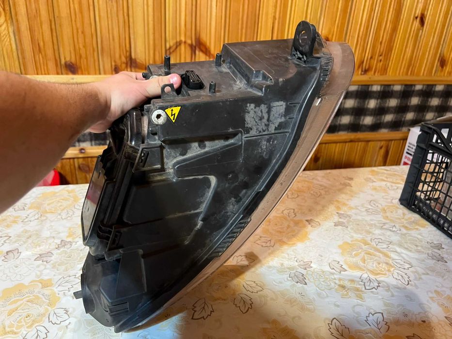 Vand Far dreapta Audi A6 C6 Bi-Xenon cu lupa