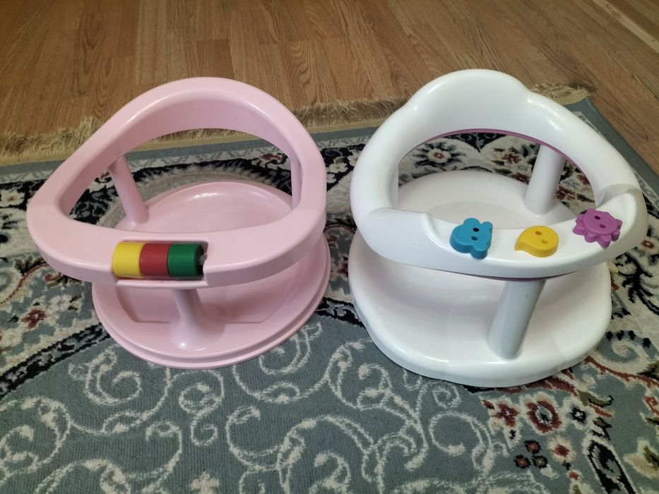 Продам сиденье для купания детей