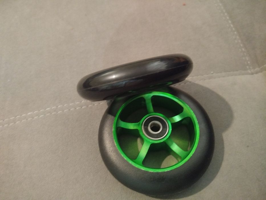 Продам колёсики просто так не пишите