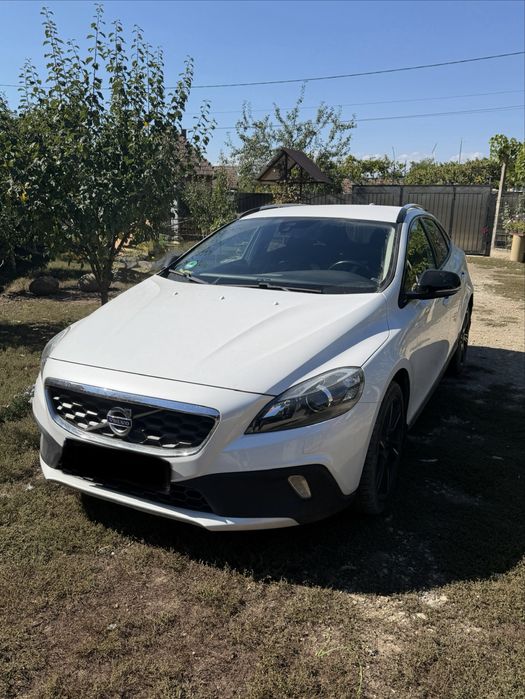 Volvo V40 Cross Country D2,Acte valabile