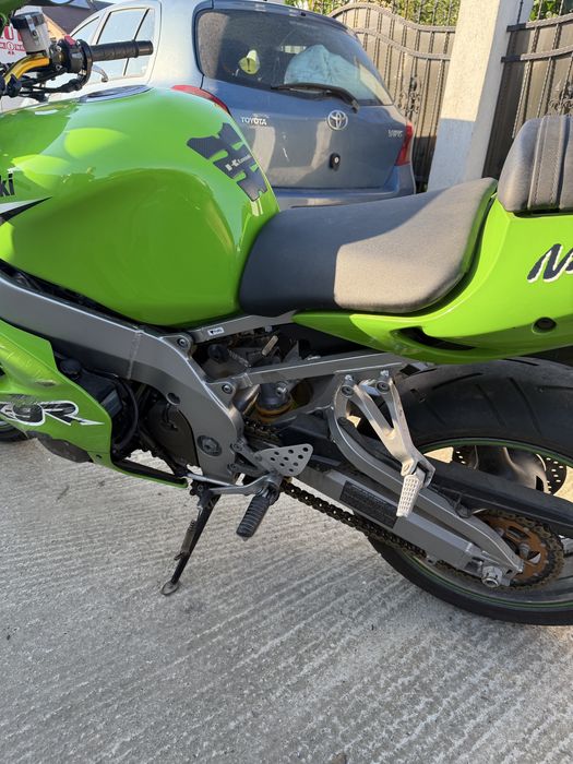 Kawasaki ZX-9R 2003 – Putere pură, stare foarte bună