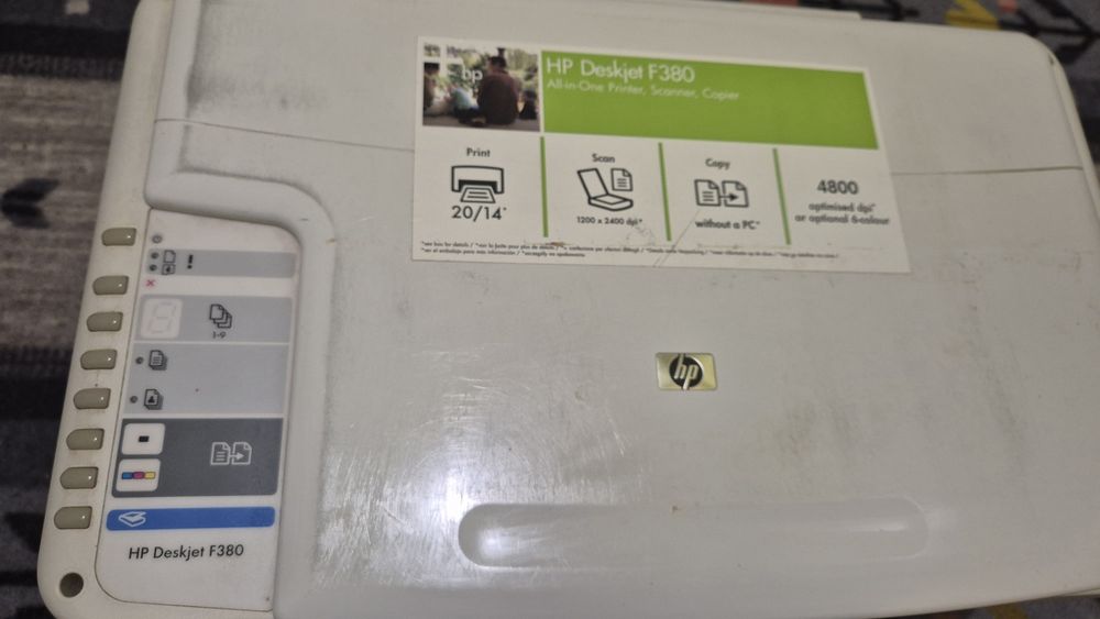 Imprimată color cu xerox și scaner.