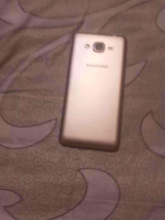 Продаю телефоны сотовые марки Артель,Хуавей,Ми,Самсунг.