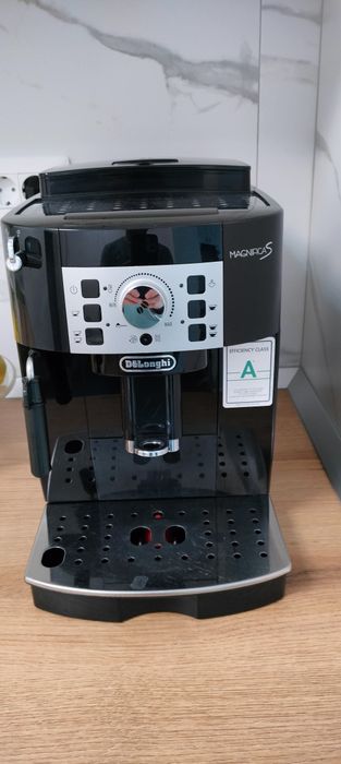 Expresor cafea DeLonghi