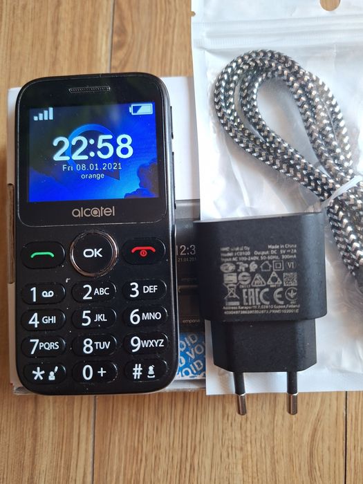 Top telefon seniori Alcatel ,meniu engleza.