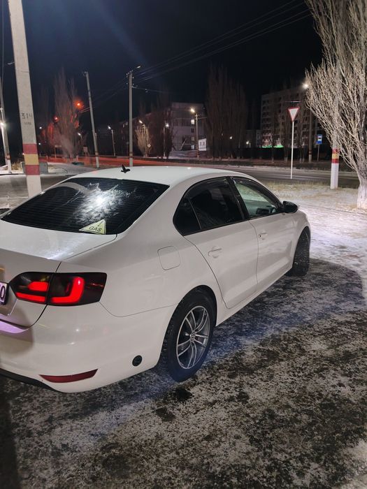 Фольксваген джетта 2014года