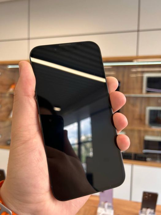 iPhone 16e 128 Gb