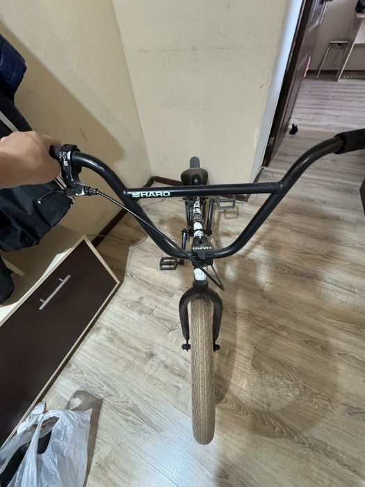 Продаю велосипед BMX Haro Boulevard.