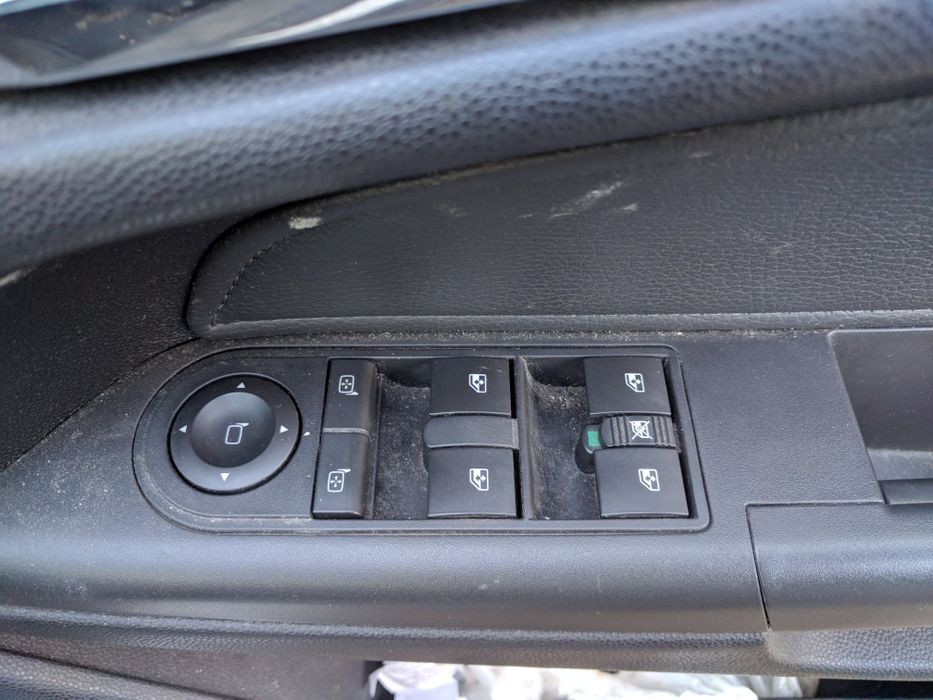 Опел Астра на части