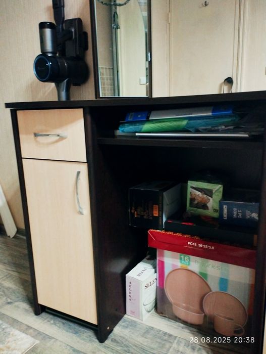 Туалетный столик