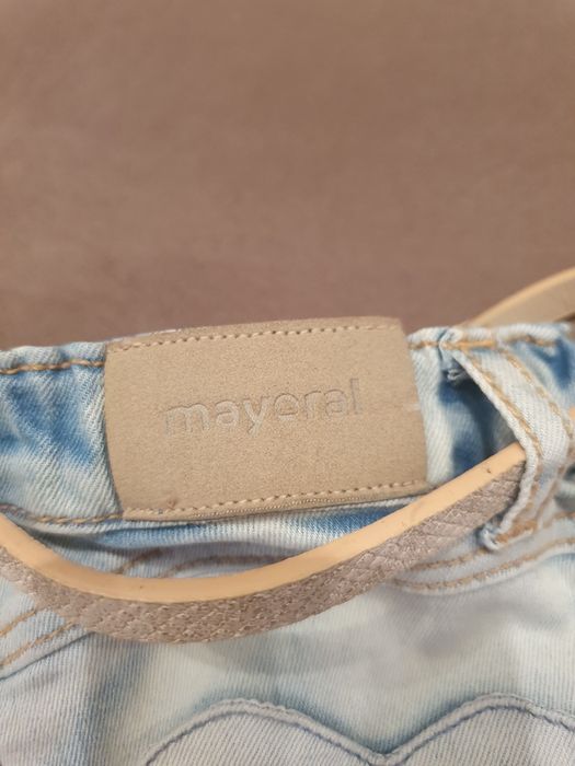 Дънки с бродерия Майорал