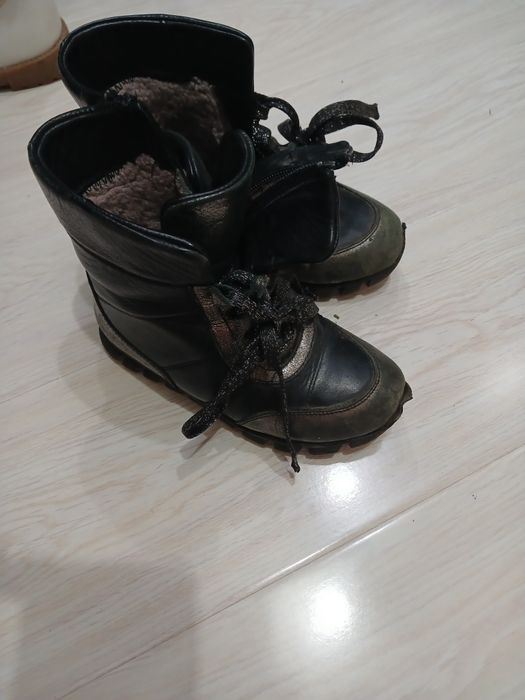 Обувь 24, 29, 34 р