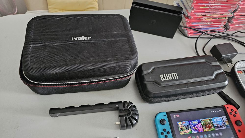 Vand Nintendo Switch OLED + 45 jocuri