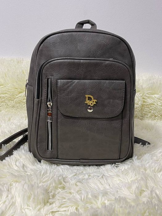 Rucsace dama diverse modele