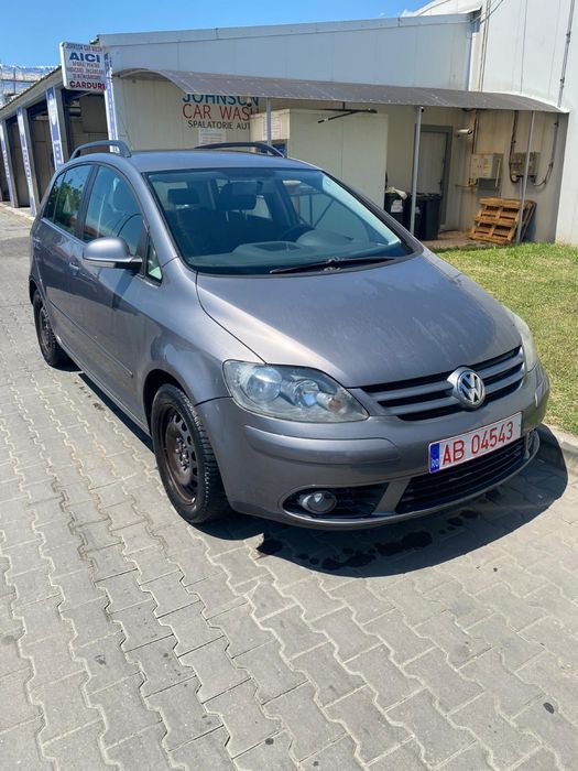 vw golf 5 plus , benzina
