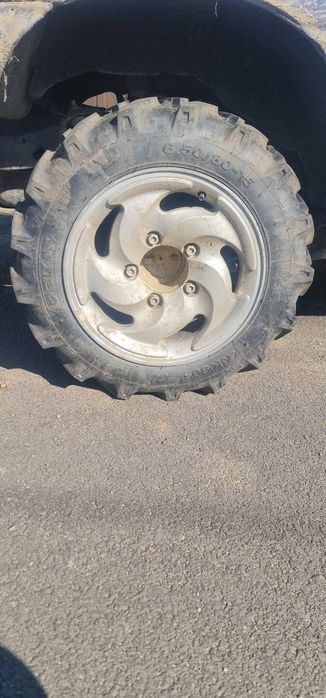 Тракторни гуми 6.50 80 15 с джанти 5х139.7 15
