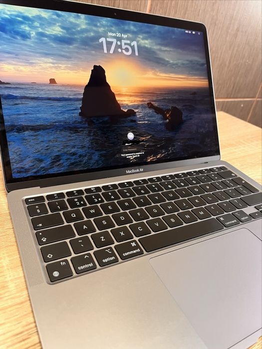 macbook air m1 16gb second hand si noi de vanzare • Anunturi • OLX.ro
