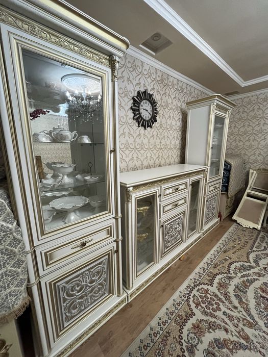 Продаю стенку