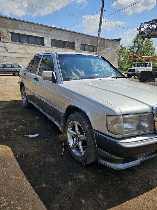 Mercedes 190 2.0