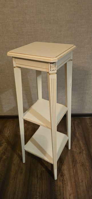 Деревянная полка в стиле прованс