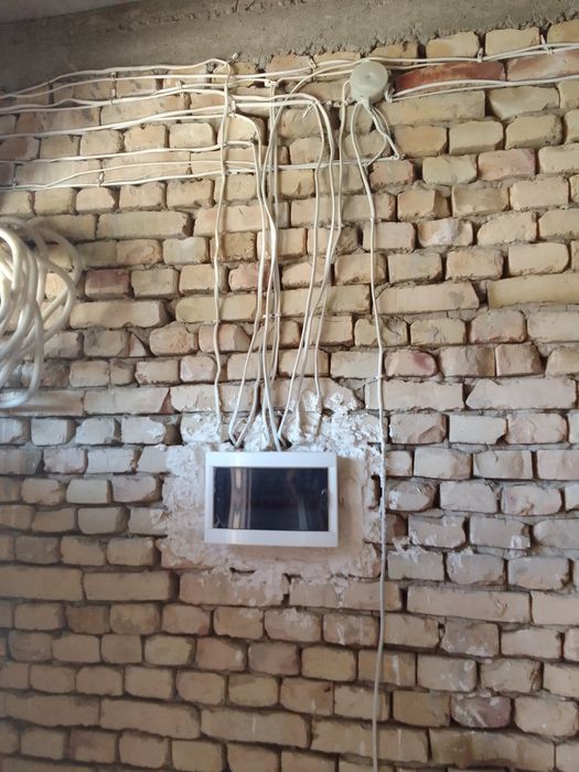 Бухоро вилояти шофиркон туман хужа ориф мачити орка томонида жойлашган