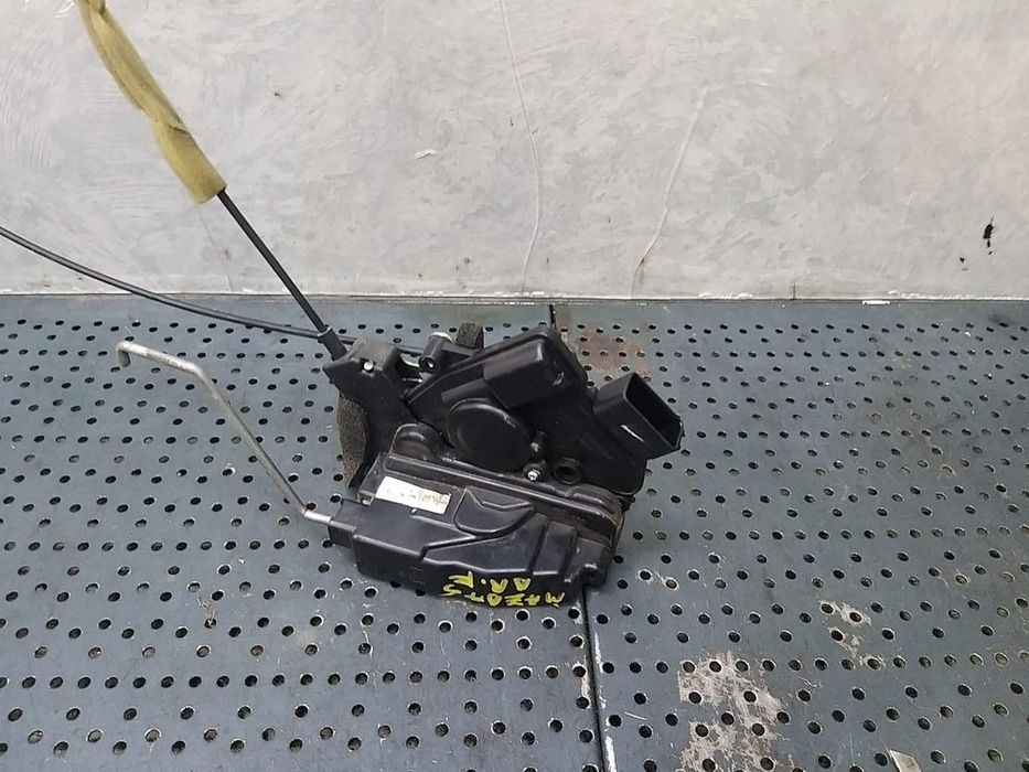 Broasca usa dreapta fata mazda 5 b82b84r1