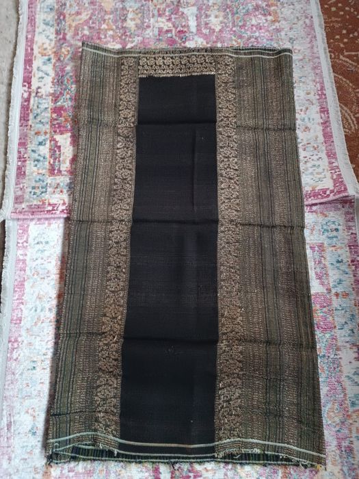 Vind fota veche cu fir metalic tradițională