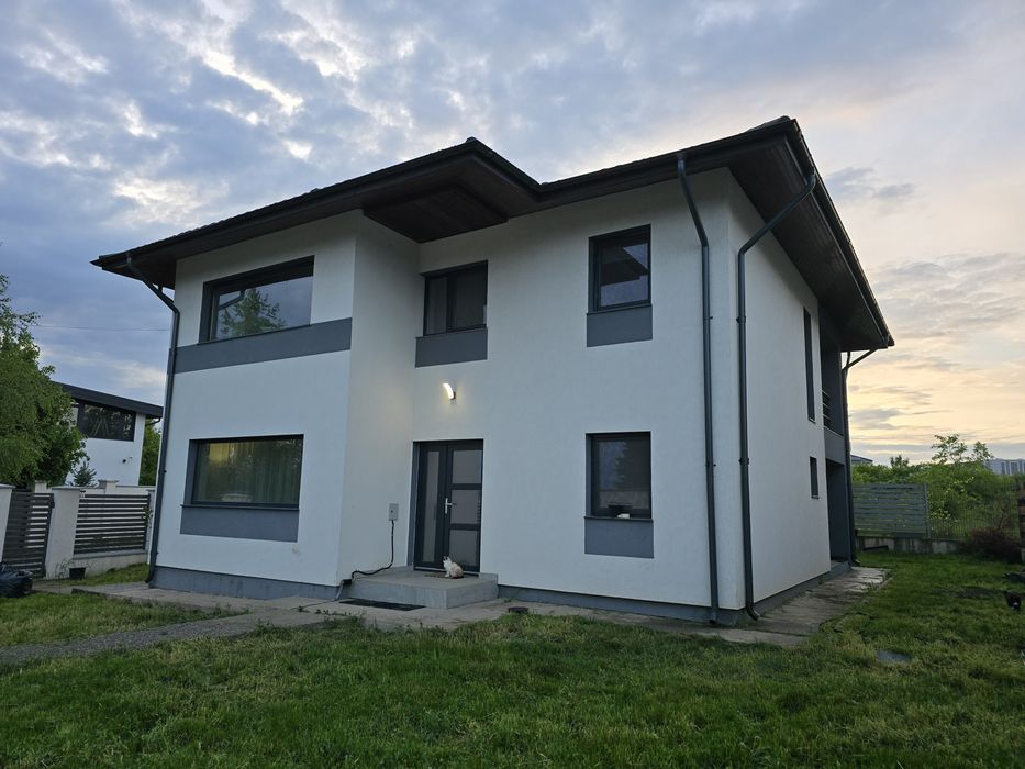 Inchiriez casa Copou Viticultori